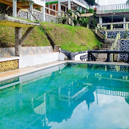 Villa Kampus Near Taman Safari Cisarua Puncak Redpartner Bogor Extérieur photo